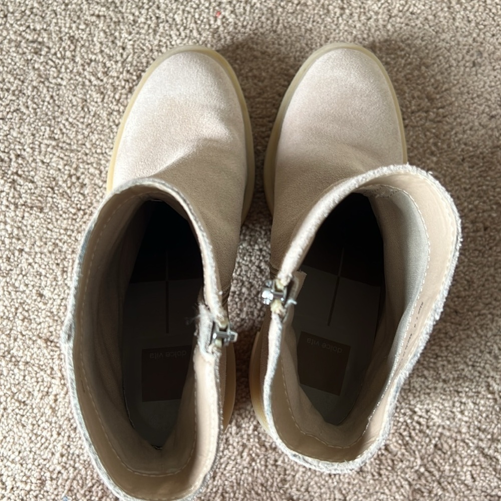 Dolce Vita Tan Suede Gum Sole Heeled Ankle Boots - Picture 7 of 9